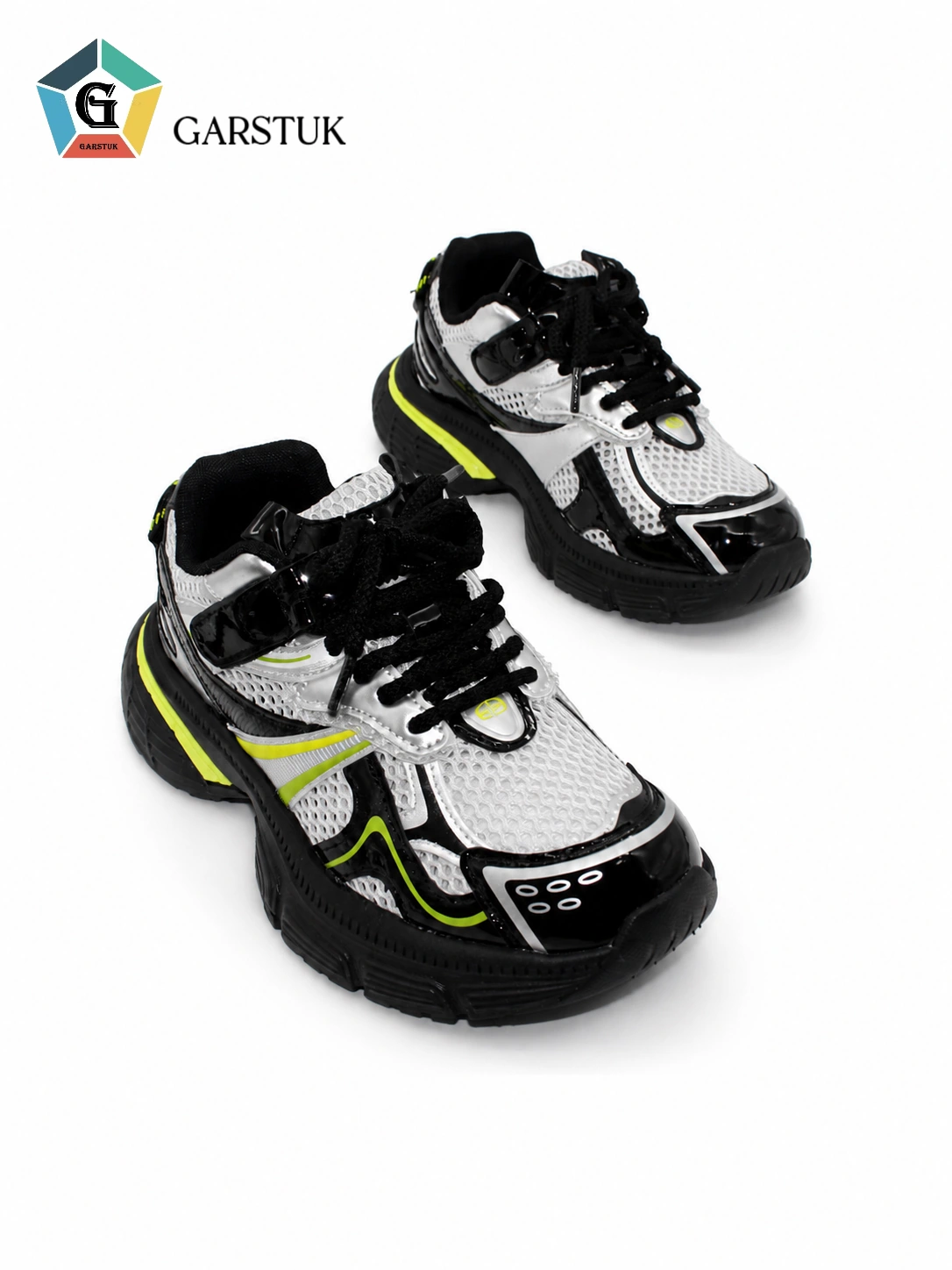 Children’s sneakers — G25336