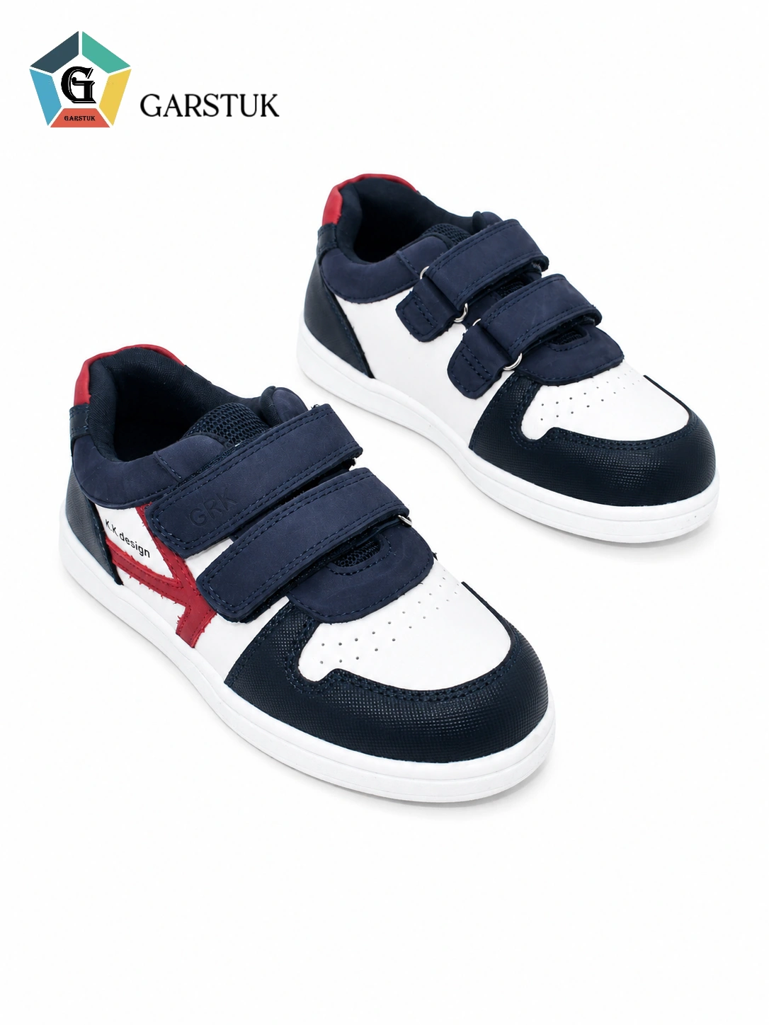 Children’s low-top trainers — G7049