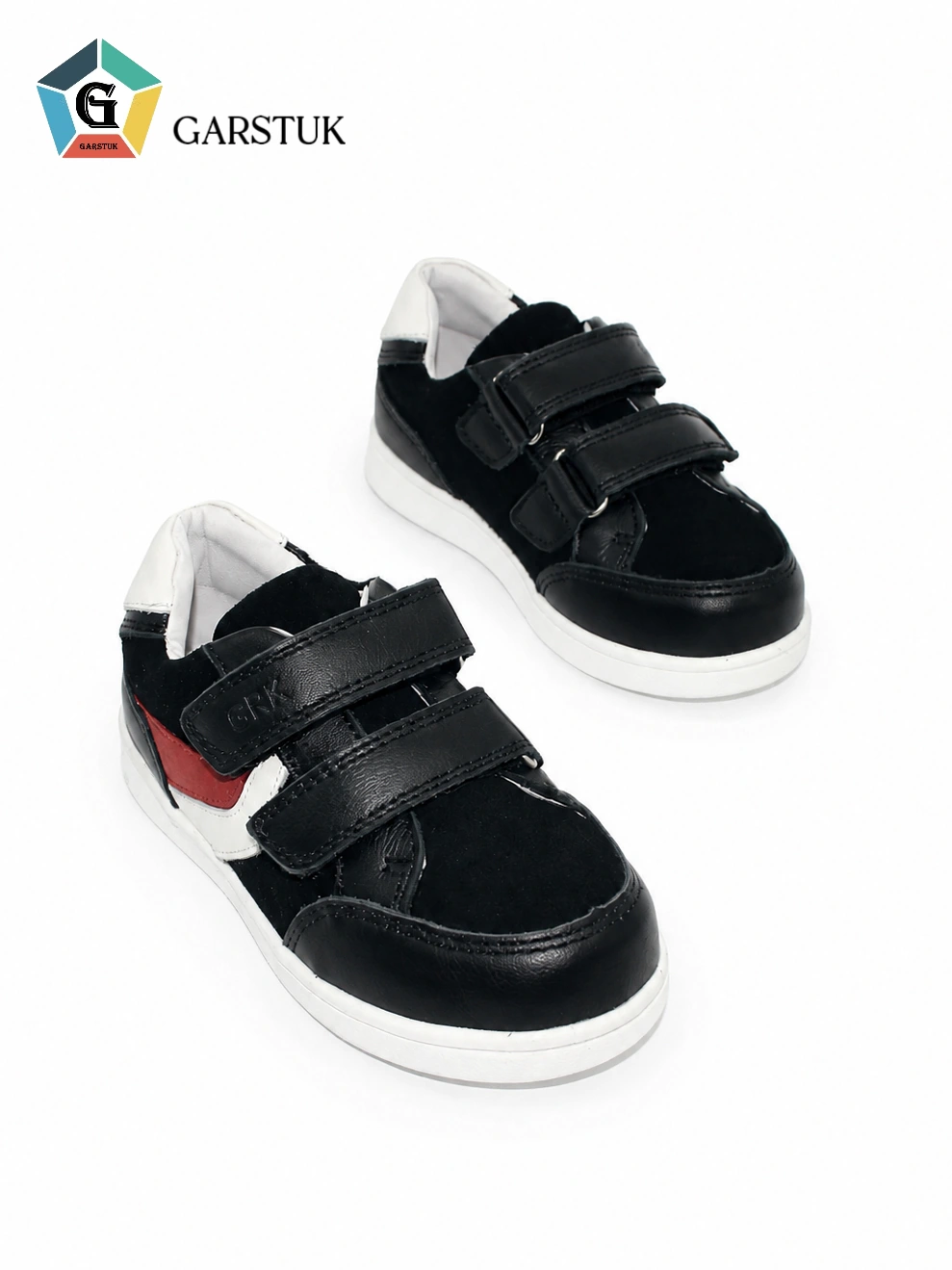 Children’s low-top trainers — G7051